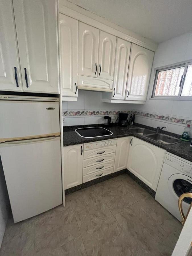 Apartament Benidorm Carolina Beach & Pool Zewnętrze zdjęcie