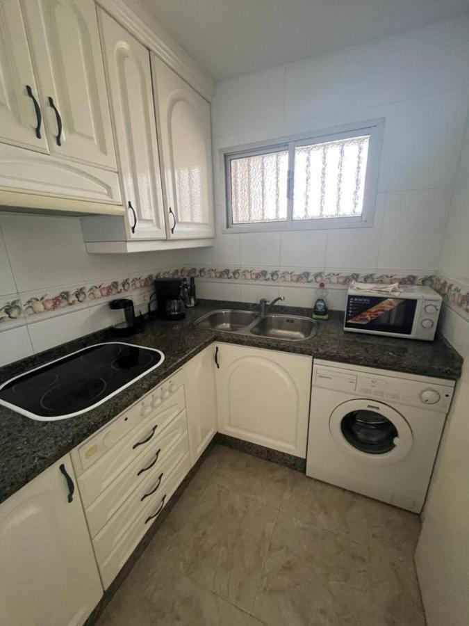 Apartament Benidorm Carolina Beach & Pool Zewnętrze zdjęcie